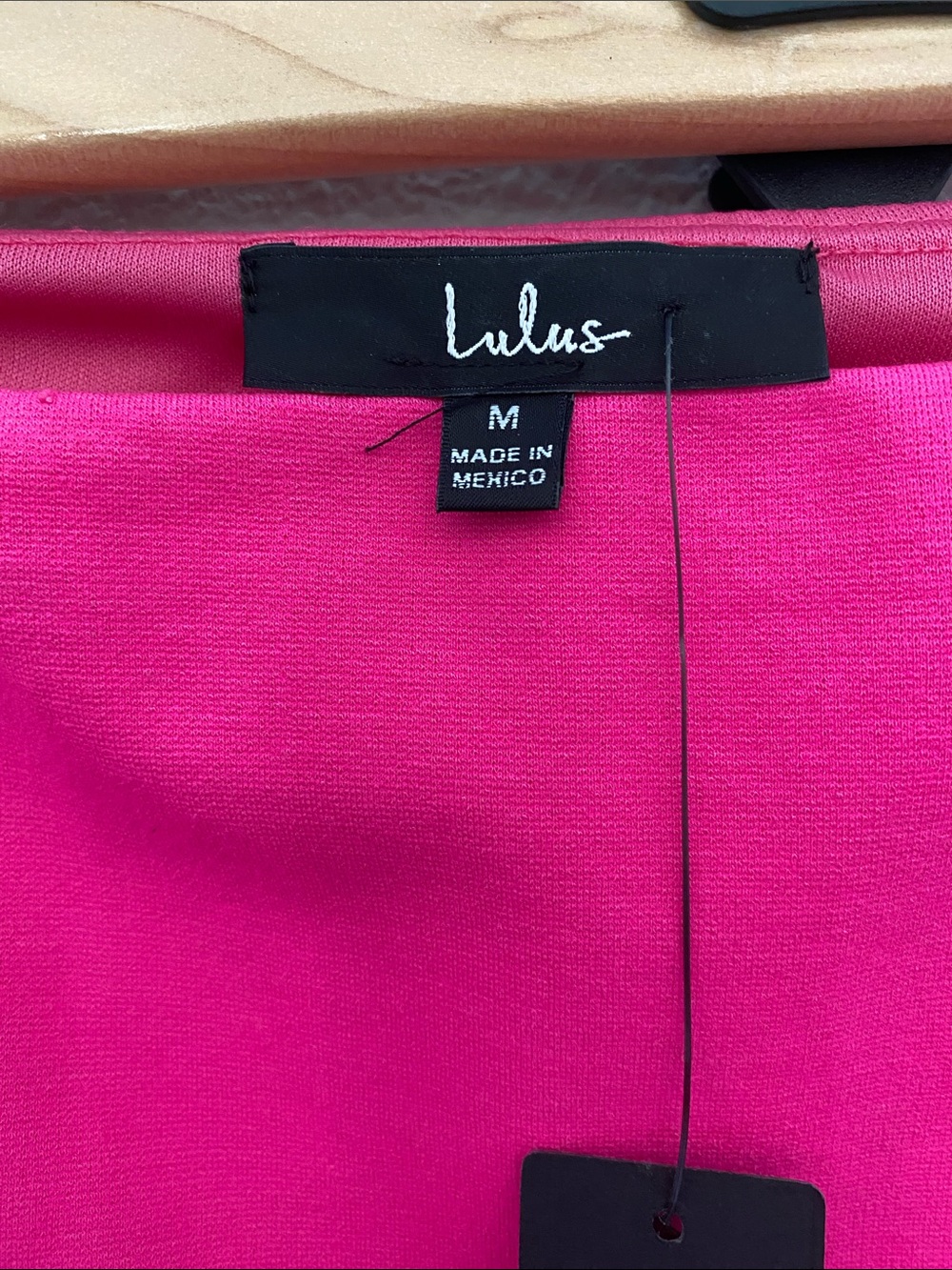 NWT Lulu's Hot Pink Mini Skirt with Side Slit - Picture 3 of 5